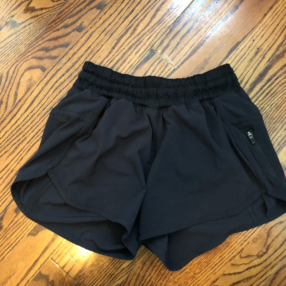 Lulu lemon black shorts
